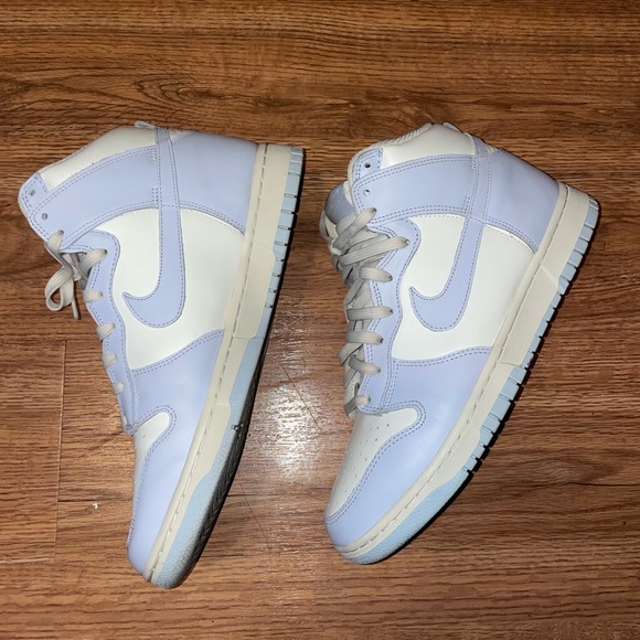 ice blue, jordan 1 high top - Picture 3 of 4